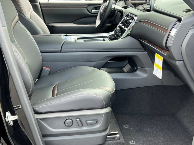 New 2026 Nissan Armada SL w/ Captain's Chari Seat Package AWD/4WD image 27