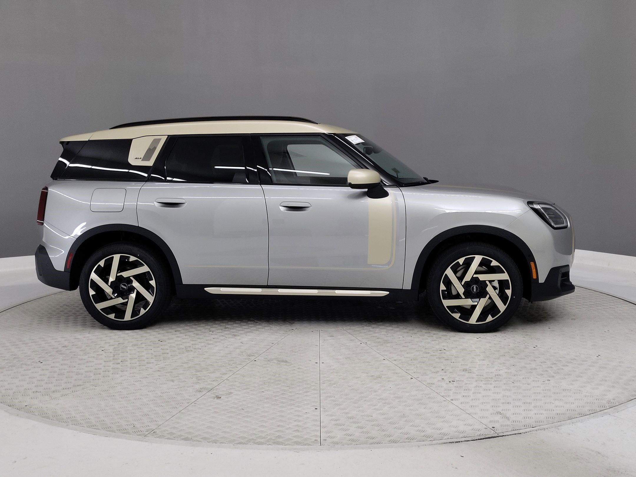 New 2026 MINI Cooper Countryman S w/ Comfort Package Max image 5