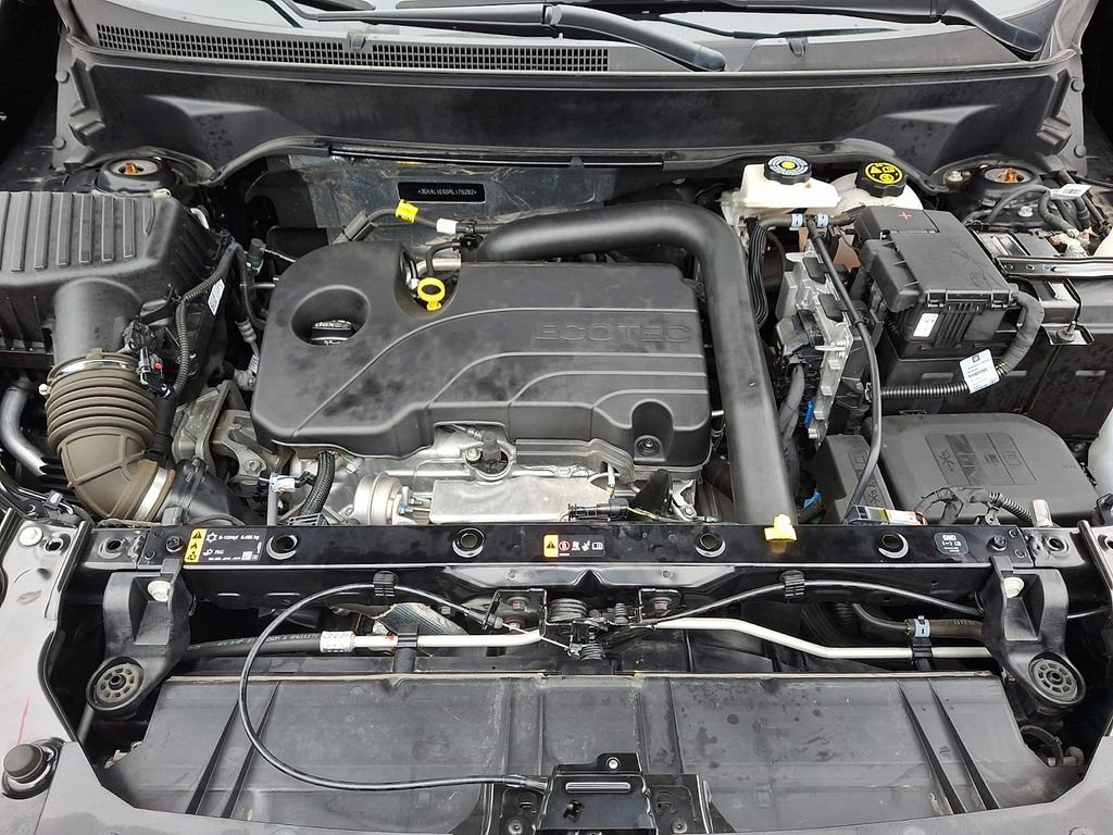 Used 2024 GMC Terrain SLT image 30