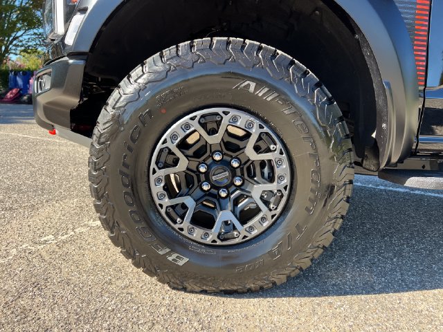 Used 2026 Ford F150 Raptor w/ Equipment Group 803A Raptor R AWD/4WD image 17