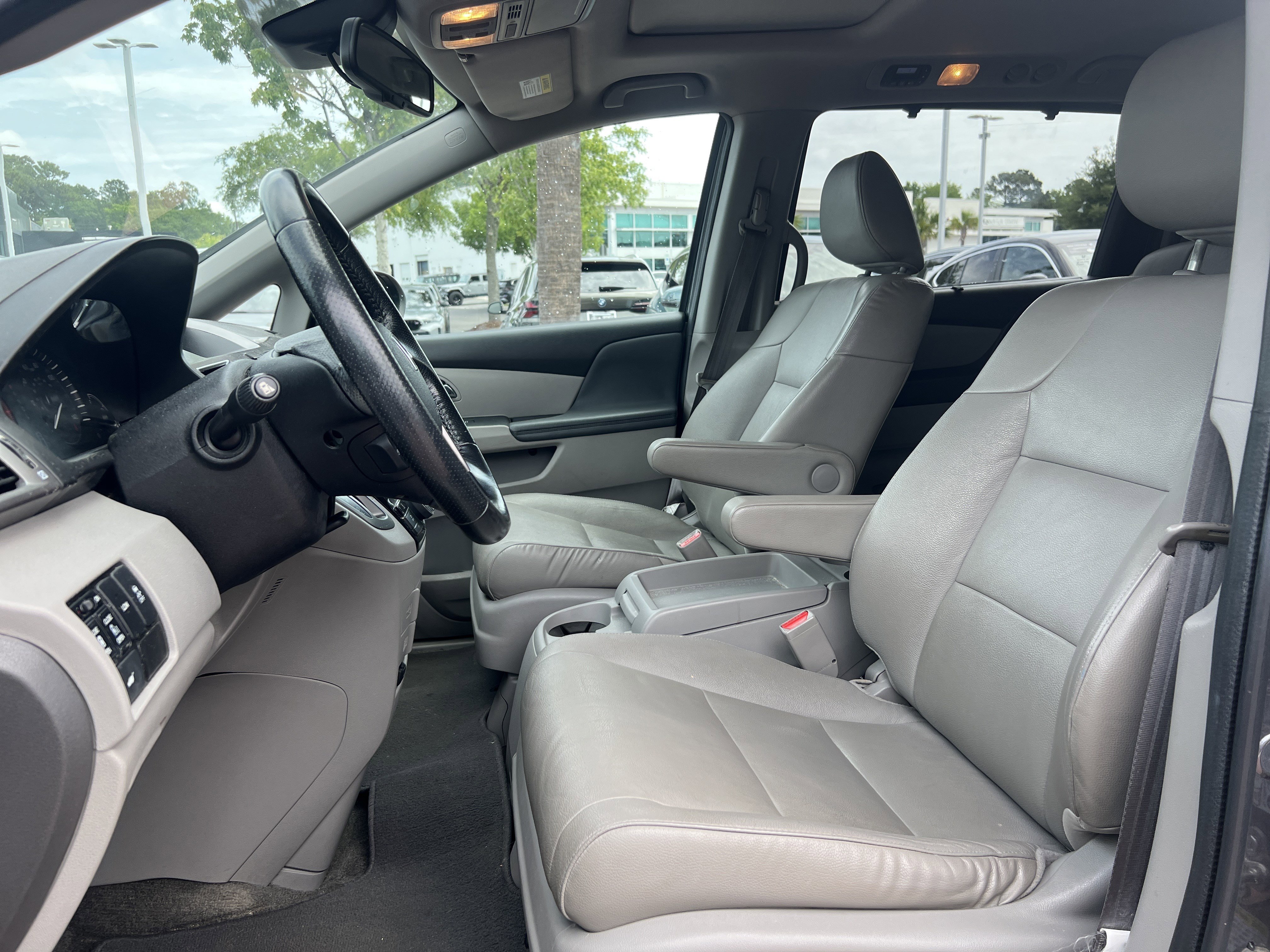 Used 2017 Honda Odyssey EX-L image 16