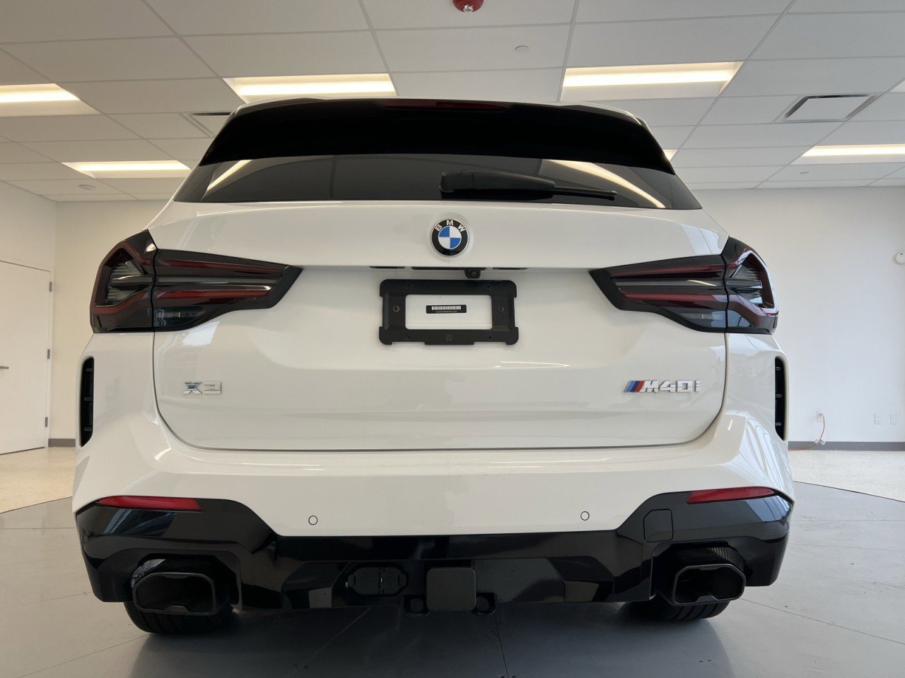 Used 2023 BMW X3 M40i image 6