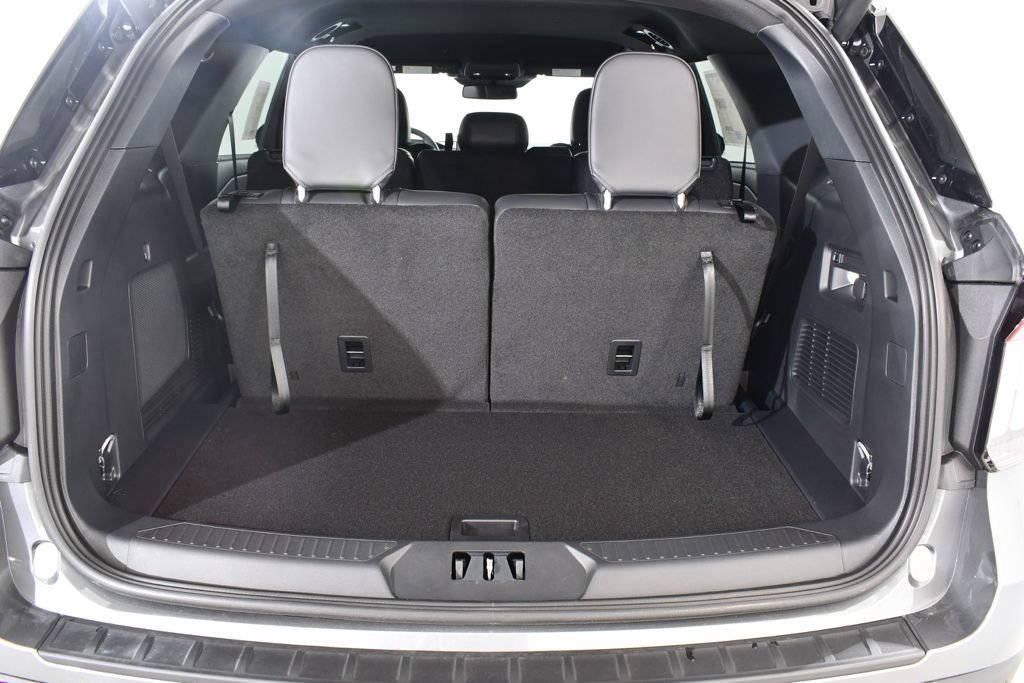 New 2026 Ford Explorer ST-Line w/ ST-Line Street Pack AWD/4WD image 21