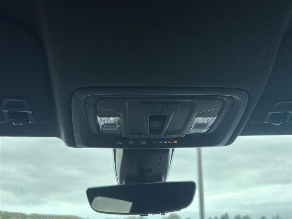 Used 2020 GMC Sierra 3500 AT4 w/ AT4 Premium Package image 13