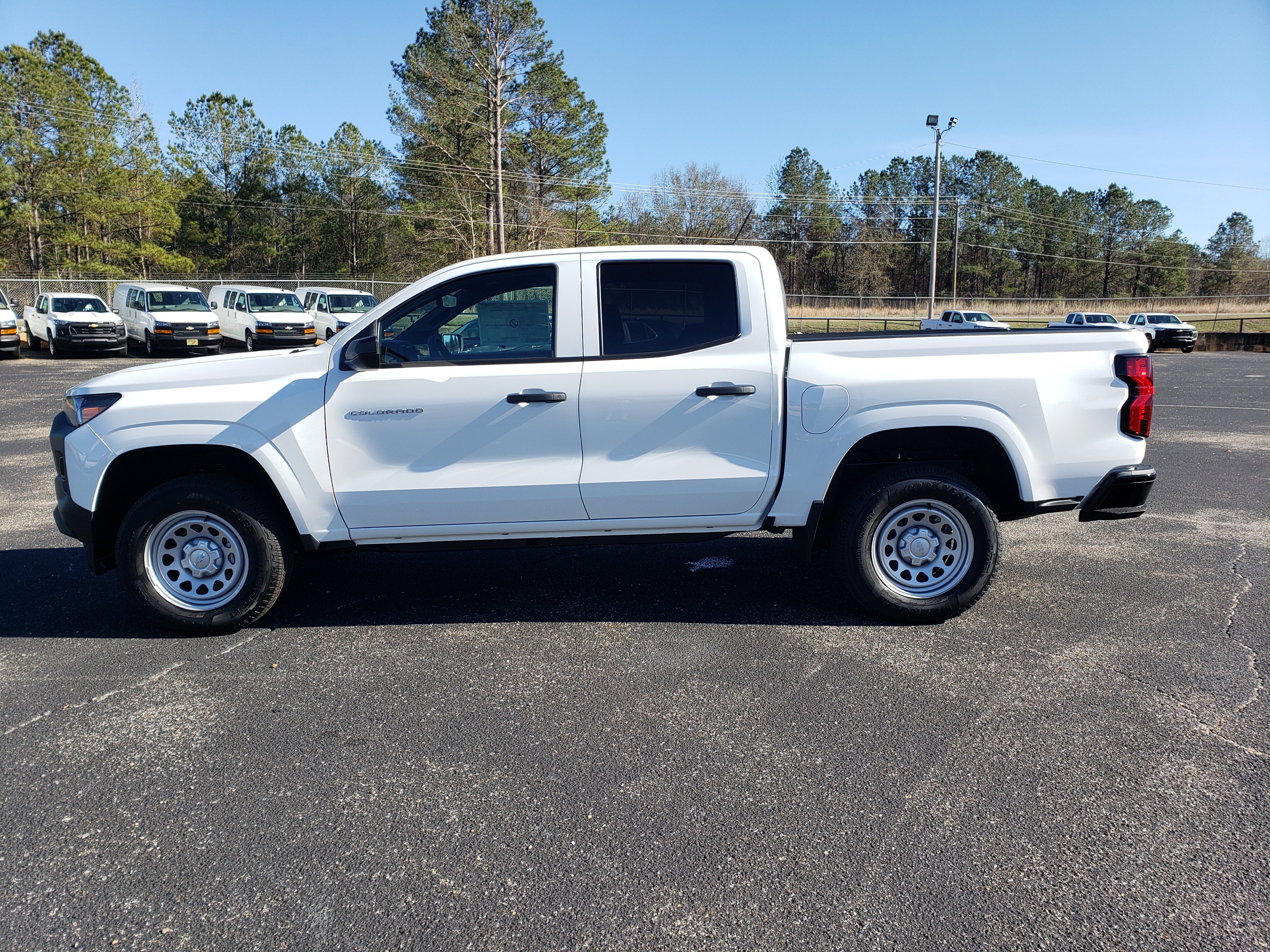 New 2026 Chevrolet Colorado W/T image 5