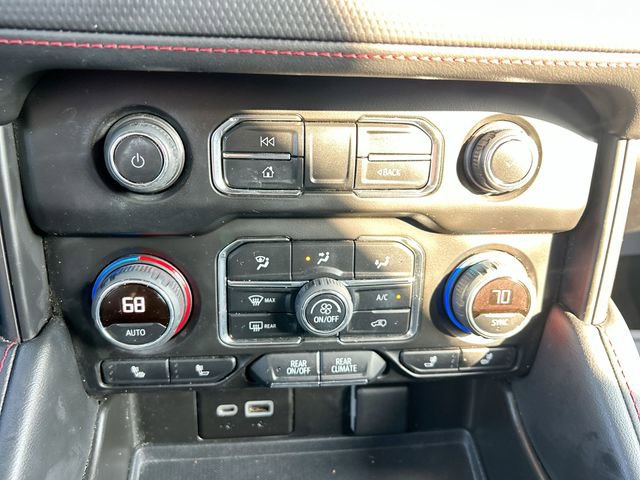 Used 2021 Chevrolet Tahoe RST w/ Luxury Package AWD/4WD image 23