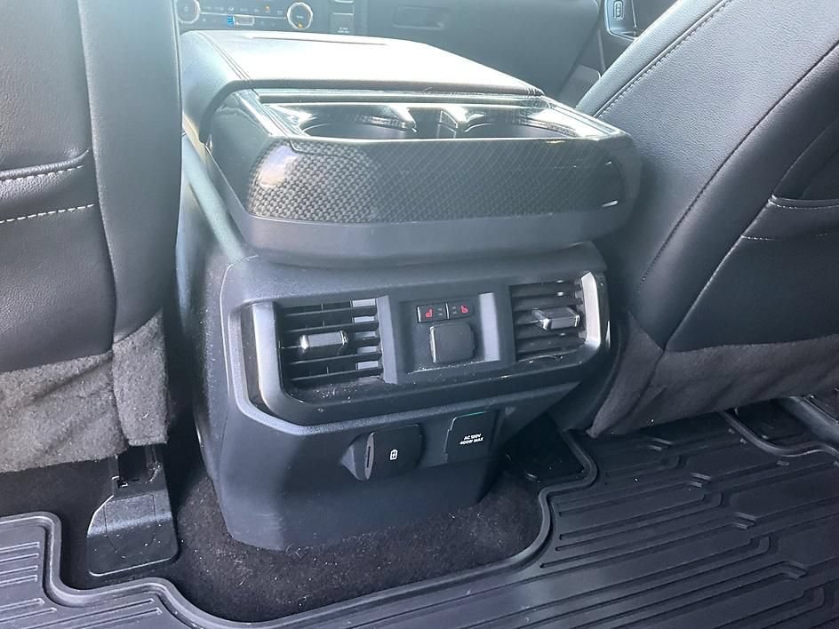 Used 2022 Ford F150 Lariat w/ Equipment Group 502A High AWD/4WD image 34