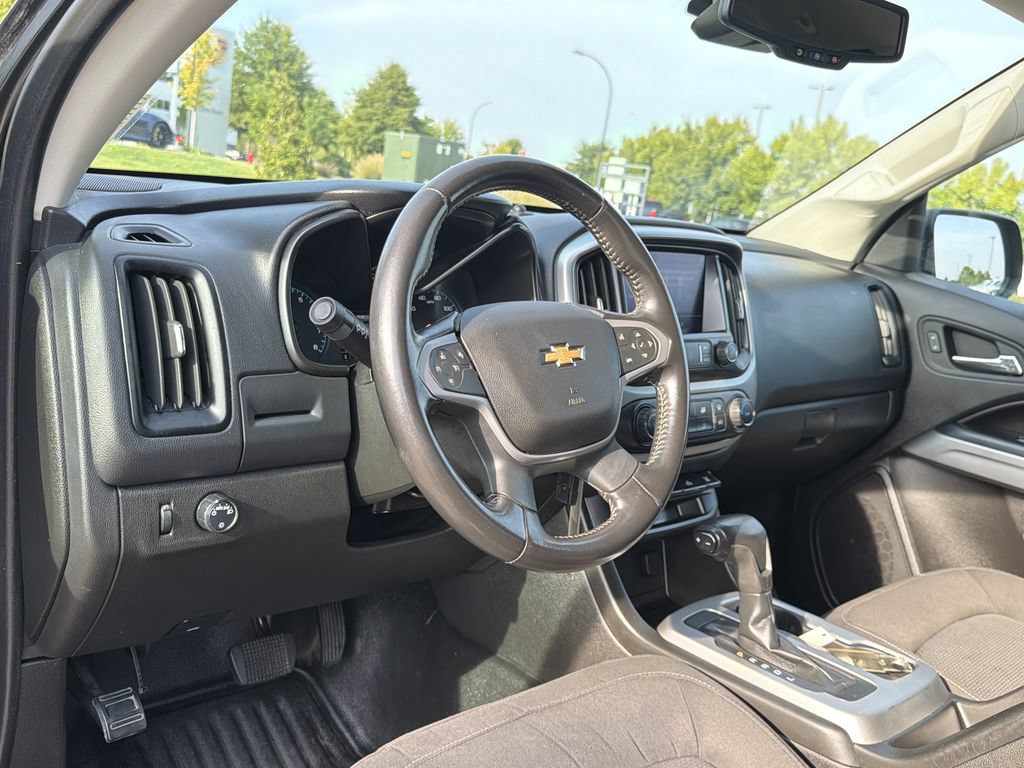 Used 2021 Chevrolet Colorado LT w/ Fleet Safety Package RWD image 10