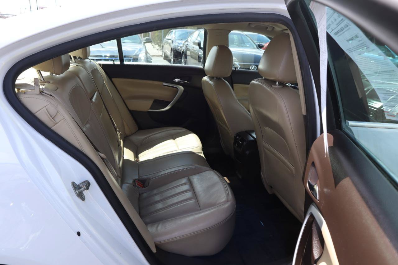 Used 2012 Buick Regal Leather FWD image 12