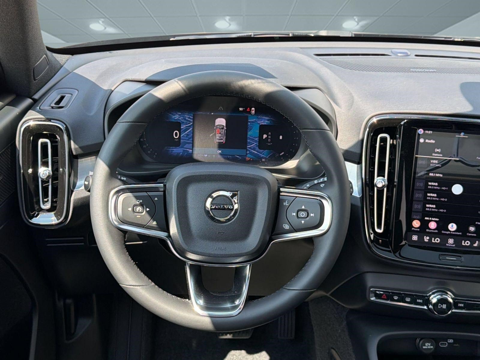 New 2026 Volvo XC40 B5 Ultra w/ Protection Package Premier AWD/4WD image 11