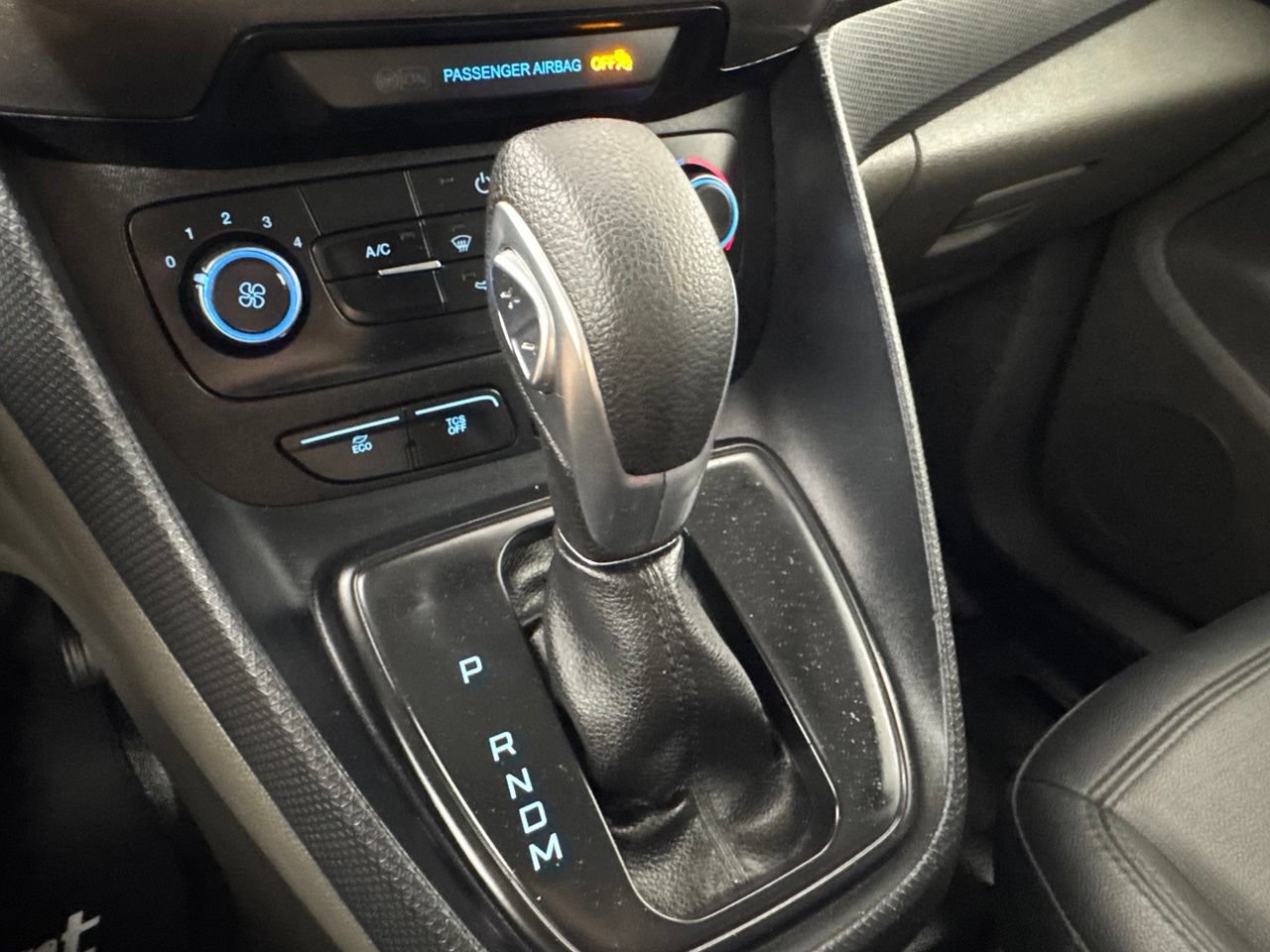 Used 2021 Ford Transit Connect XL FWD image 21