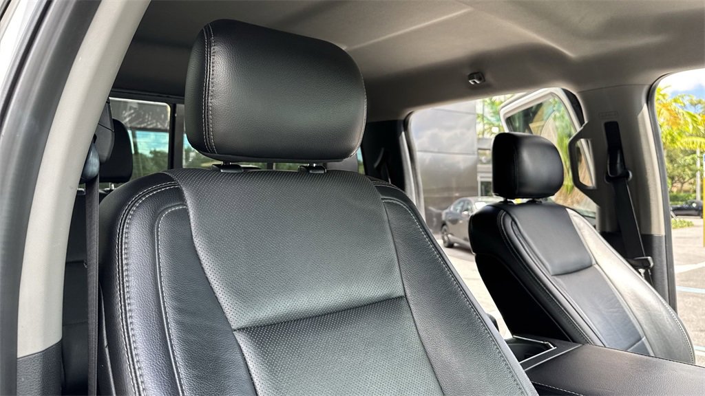 Used 2017 Ford F350 Lariat w/ Chrome Package image 47