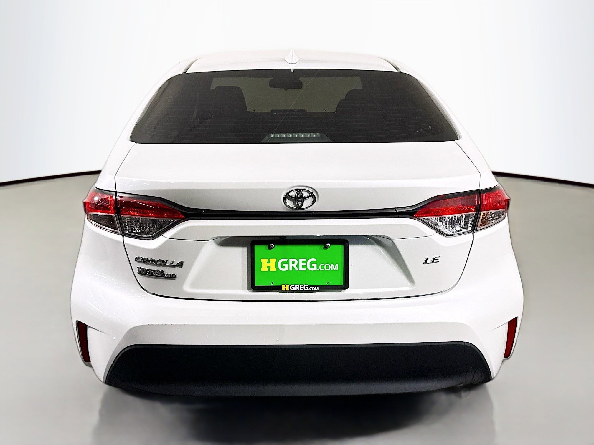 Used 2025 Toyota Corolla LE image 8