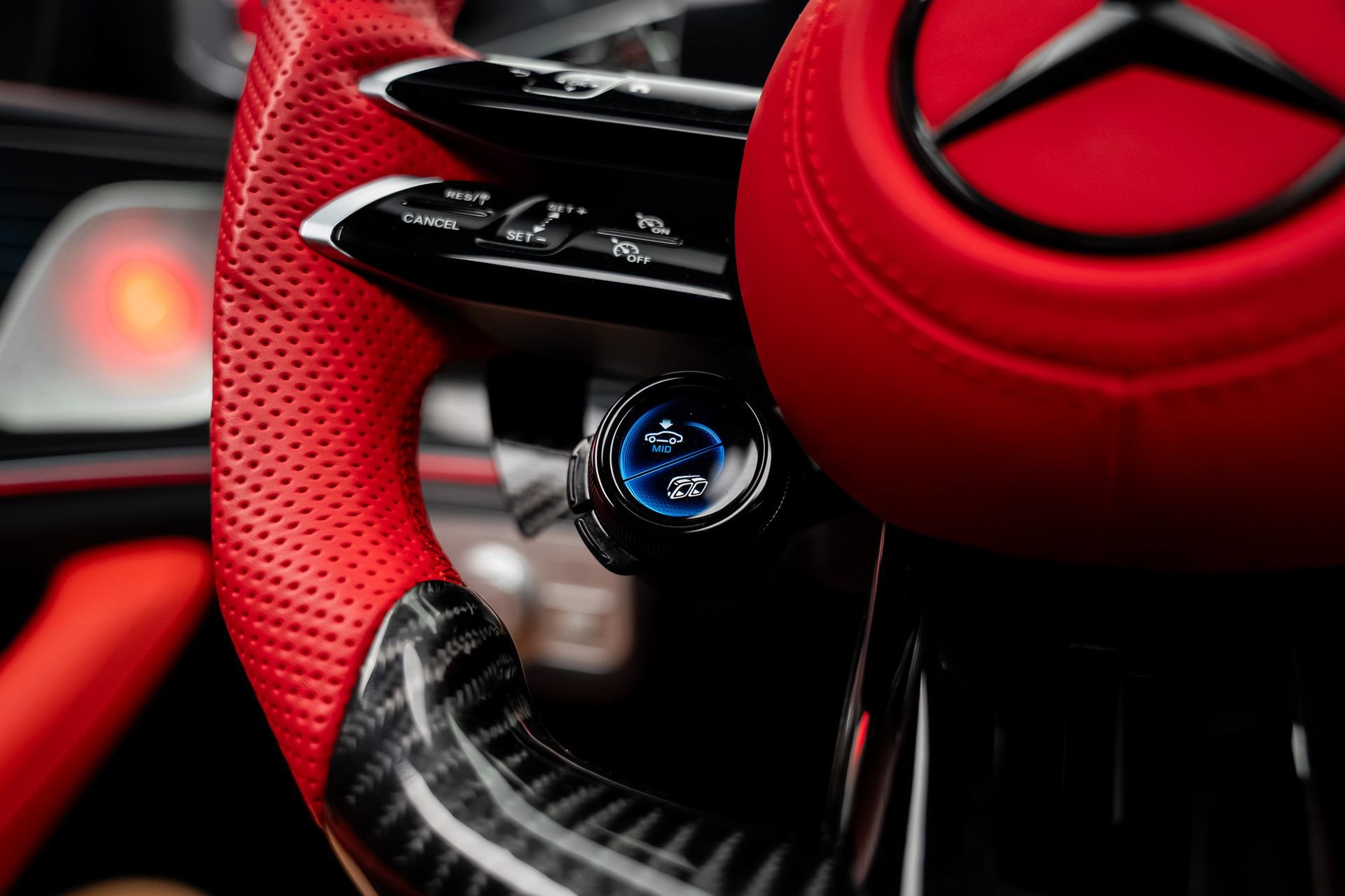 Used 2025 Mercedes-Benz GLE 53 AMG 4MATIC Coupe w/ AMG Night Package image 51