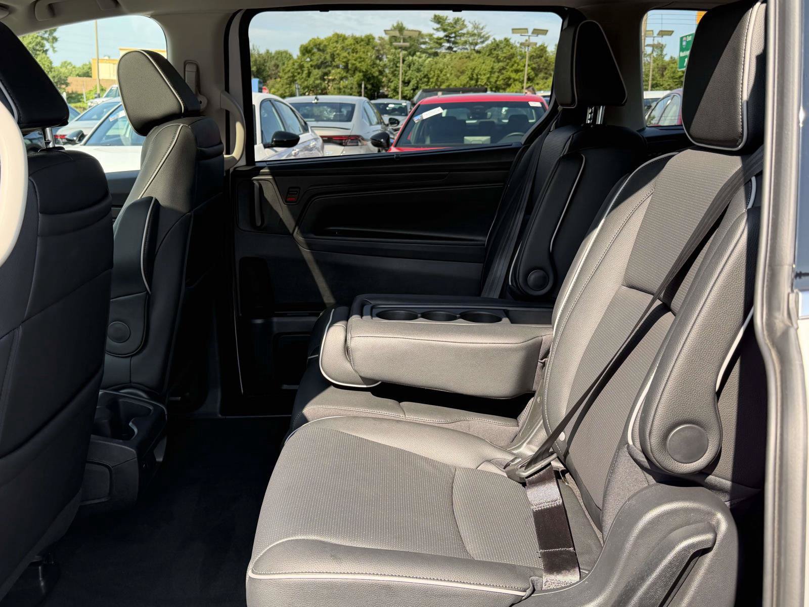 Certified 2026 Honda Odyssey Elite image 9