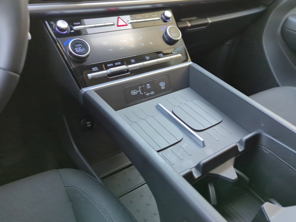 Used 2026 Hyundai Santa Fe SE AWD/4WD image 22