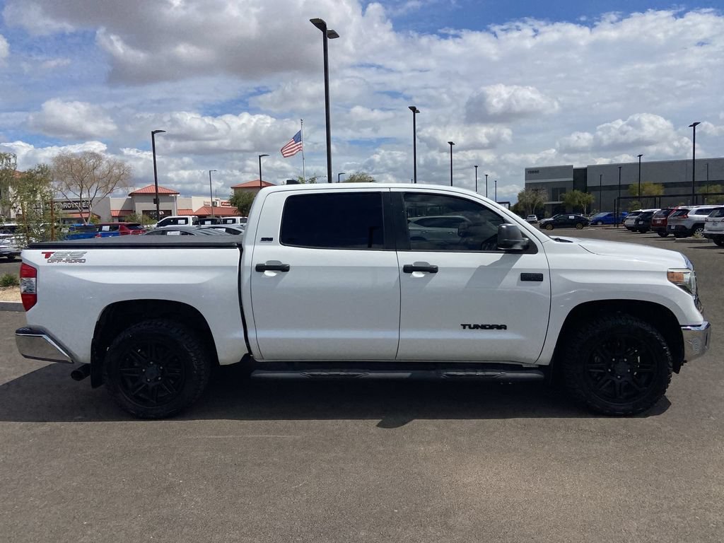 Used 2020 Toyota Tundra SR5 w/ SR5 Upgrade Package RWD image 2
