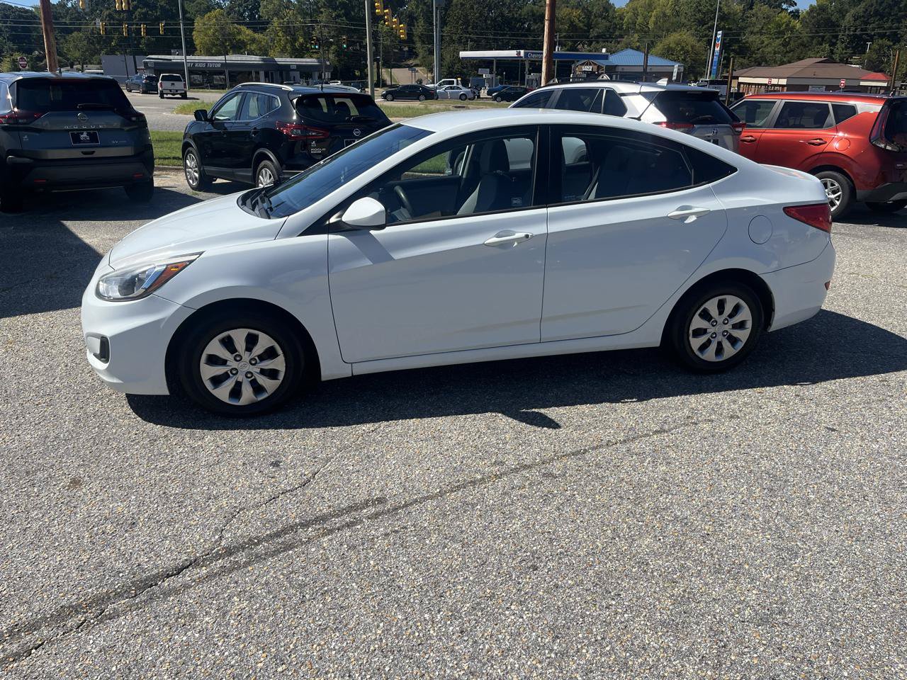 Used 2015 Hyundai Accent GLS FWD image 12