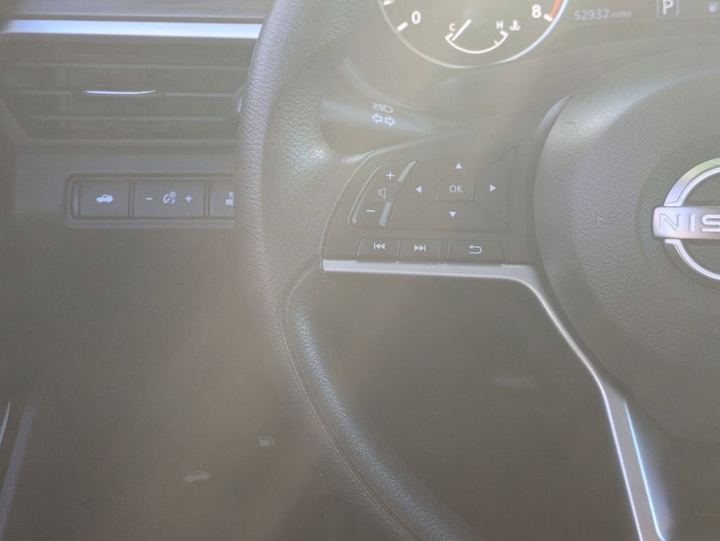 Used 2023 Nissan Altima 2.5 SV image 13