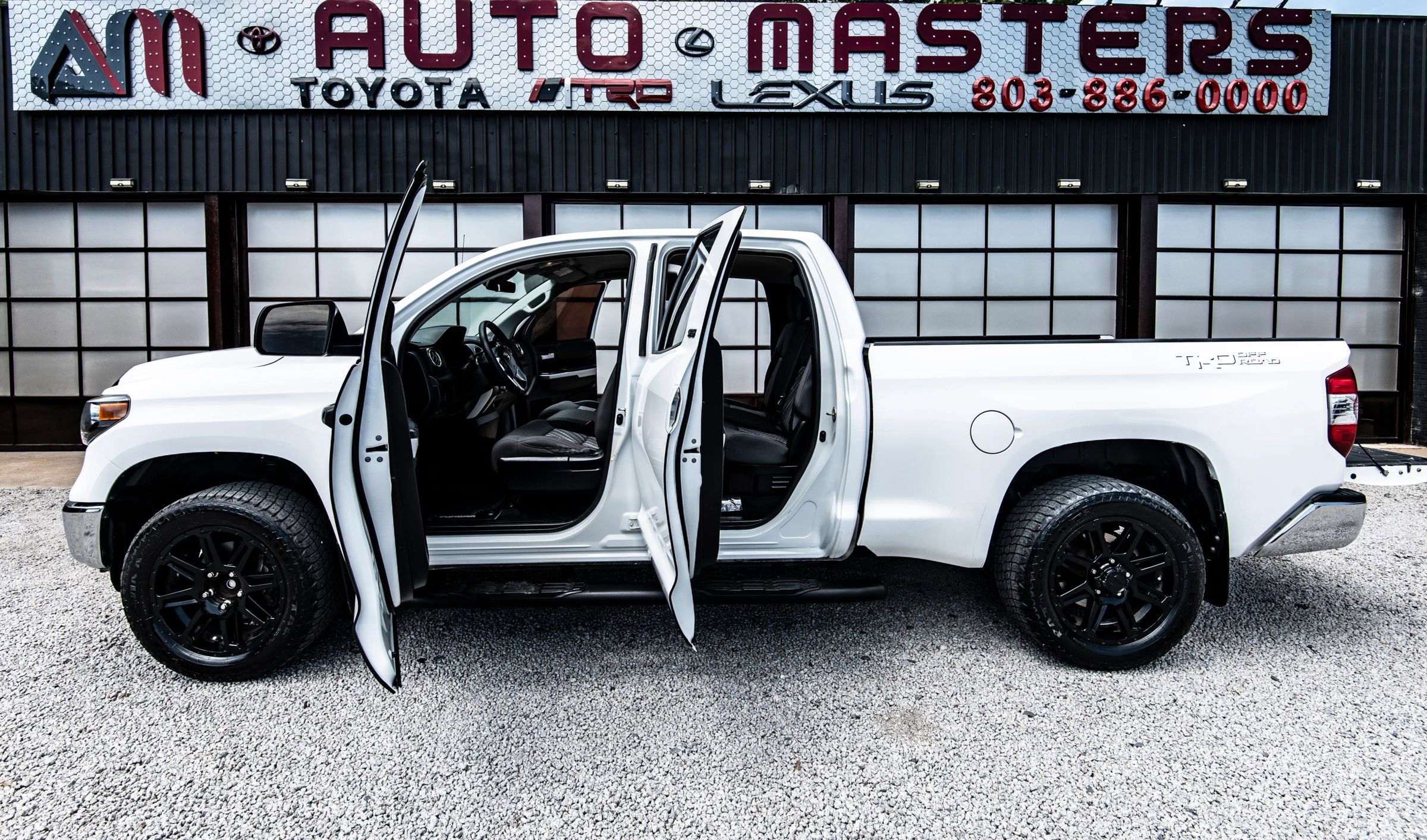 Used 2018 Toyota Tundra SR5 RWD image 18