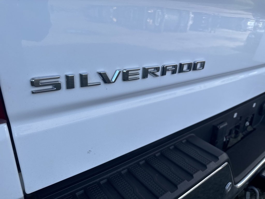 Used 2023 Chevrolet Silverado 1500 LTZ image 11