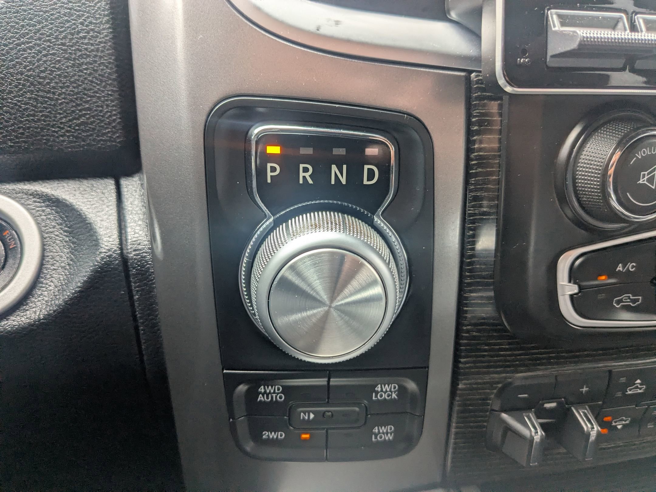 Used 2016 RAM 1500 Limited AWD/4WD image 19
