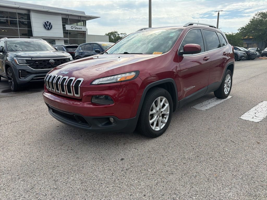 Used 2015 Jeep Cherokee Latitude FWD image 32