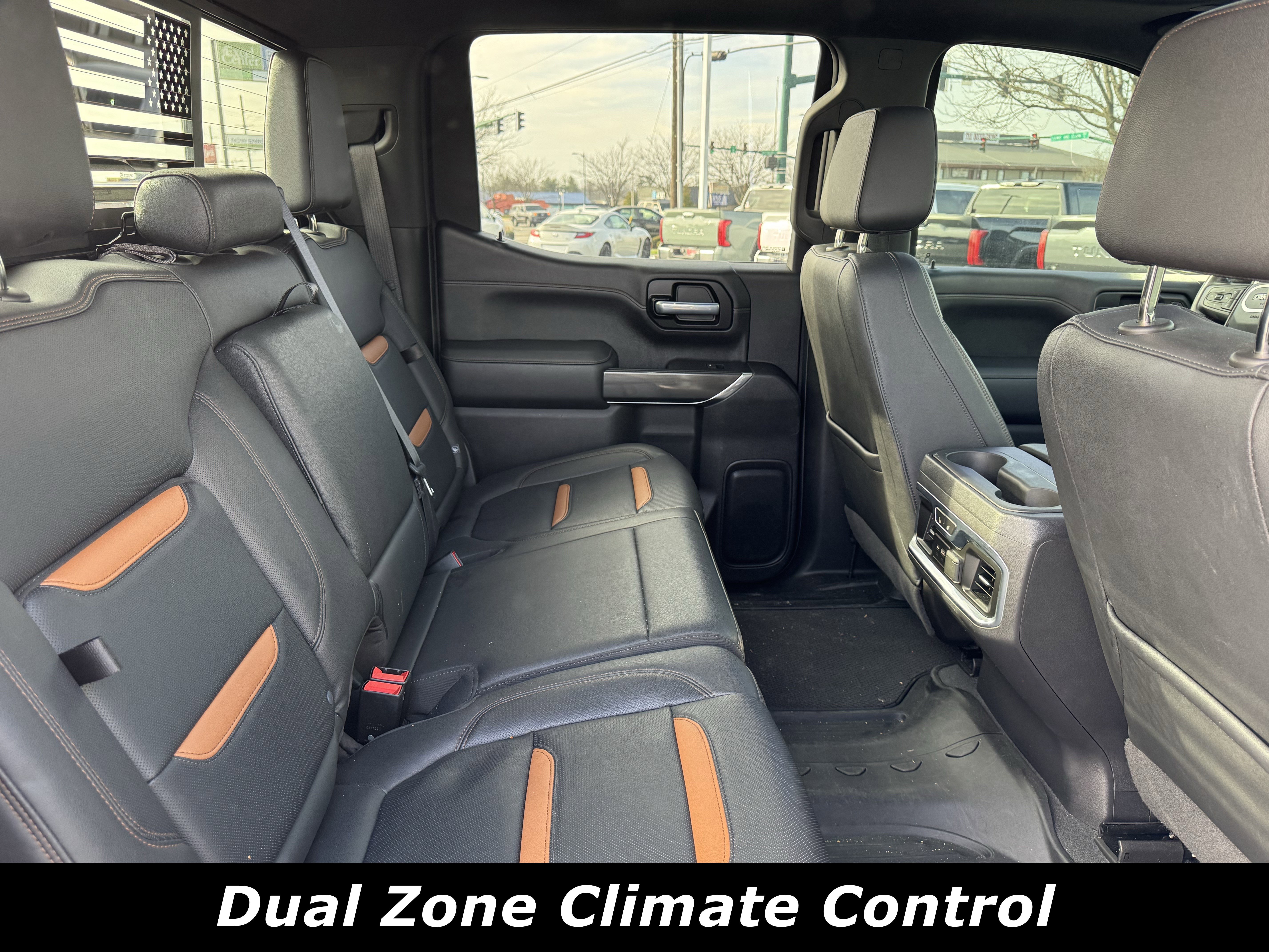 Used 2021 GMC Sierra 1500 AT4 w/ AT4 Premium Package image 7