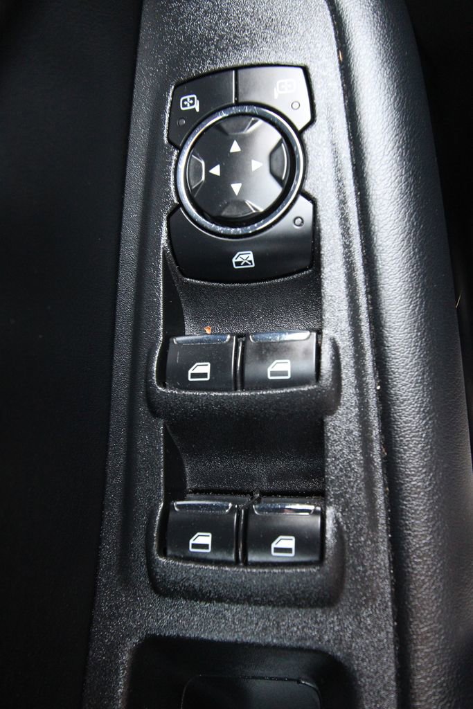Used 2024 Ford Edge SEL image 22
