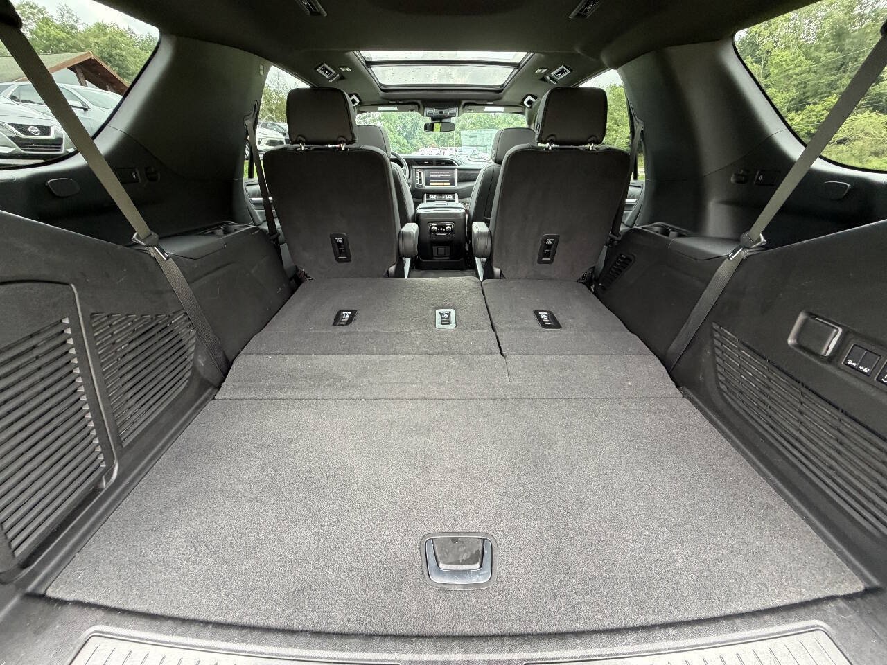 Used 2024 GMC Yukon Denali w/ Max Trailering Package AWD/4WD image 30