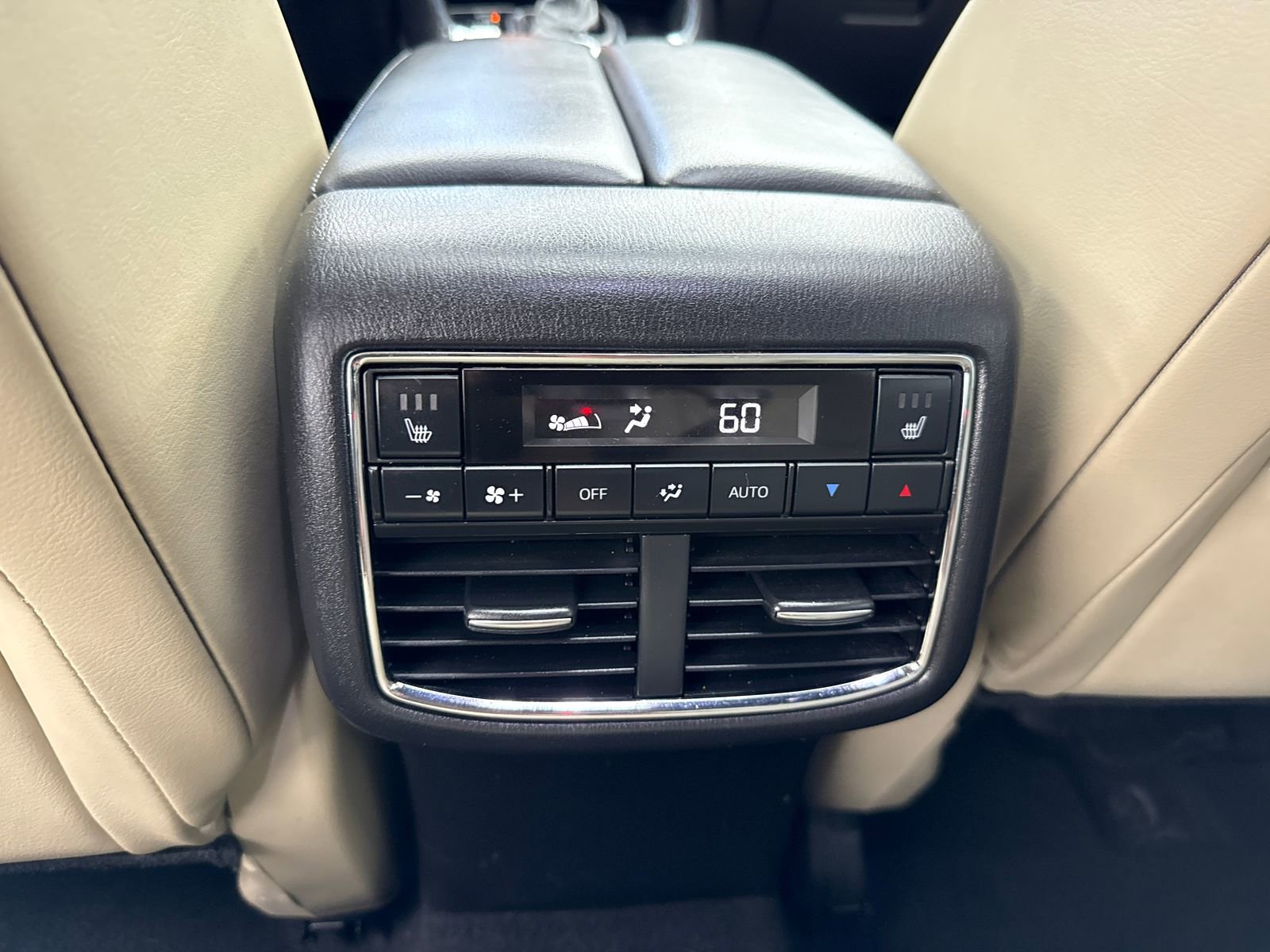 Used 2018 MAZDA CX-9 Grand Touring FWD image 38