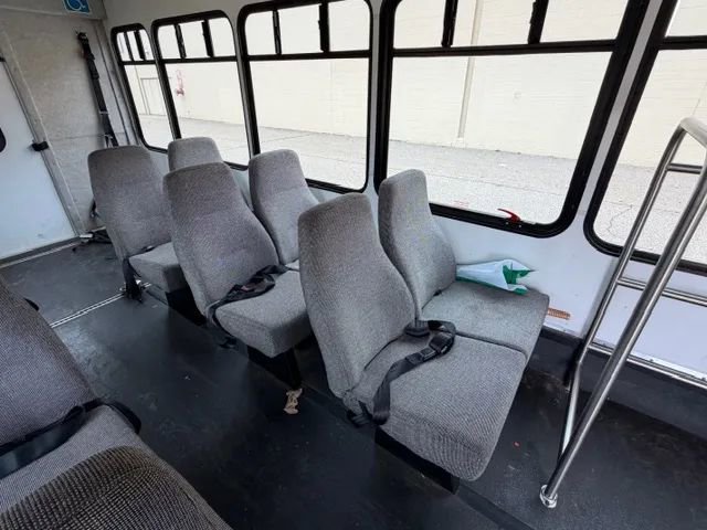 Used 2013 Ford E-350 and Econoline 350 Super Duty w/ Shuttle Bus Prep Pkg RWD image 28