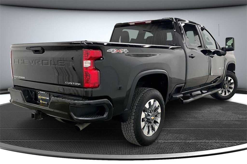 Used 2024 Chevrolet Silverado 2500 Custom image 6