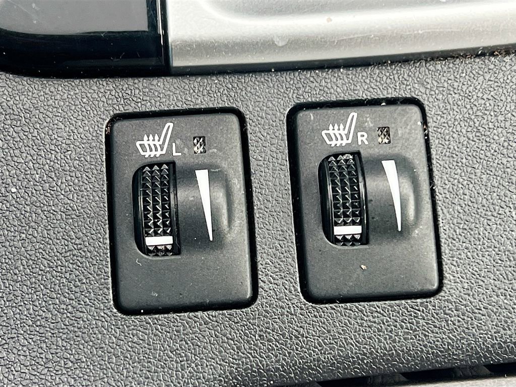 Used 2019 Toyota Highlander XLE AWD/4WD image 22