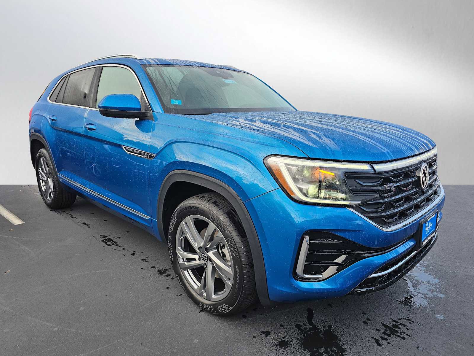 New 2024 Volkswagen Atlas Cross Sport SEL R-Line image 1