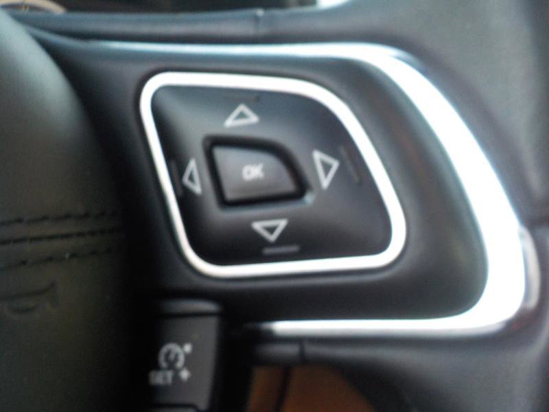 Used 2015 Jaguar XJ L Portfolio image 13