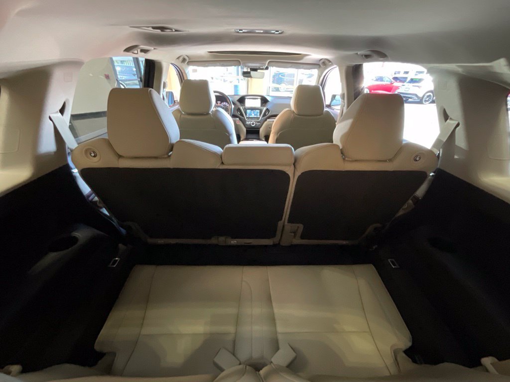 Used 2016 Acura MDX w/ Technology Package AWD/4WD image 25