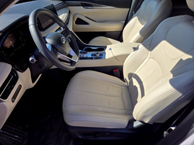 Certified 2023 INFINITI QX60 Luxe w/ Cargo Package AWD/4WD image 10