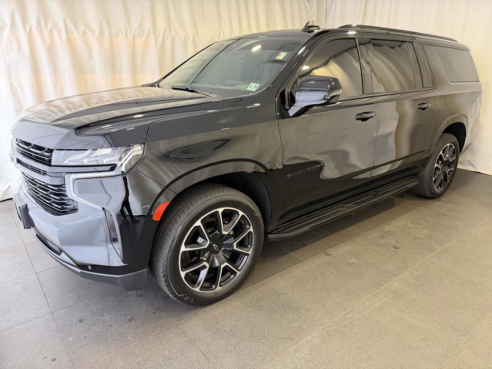 Used 2024 Chevrolet Suburban RST w/ Luxury Package image 1