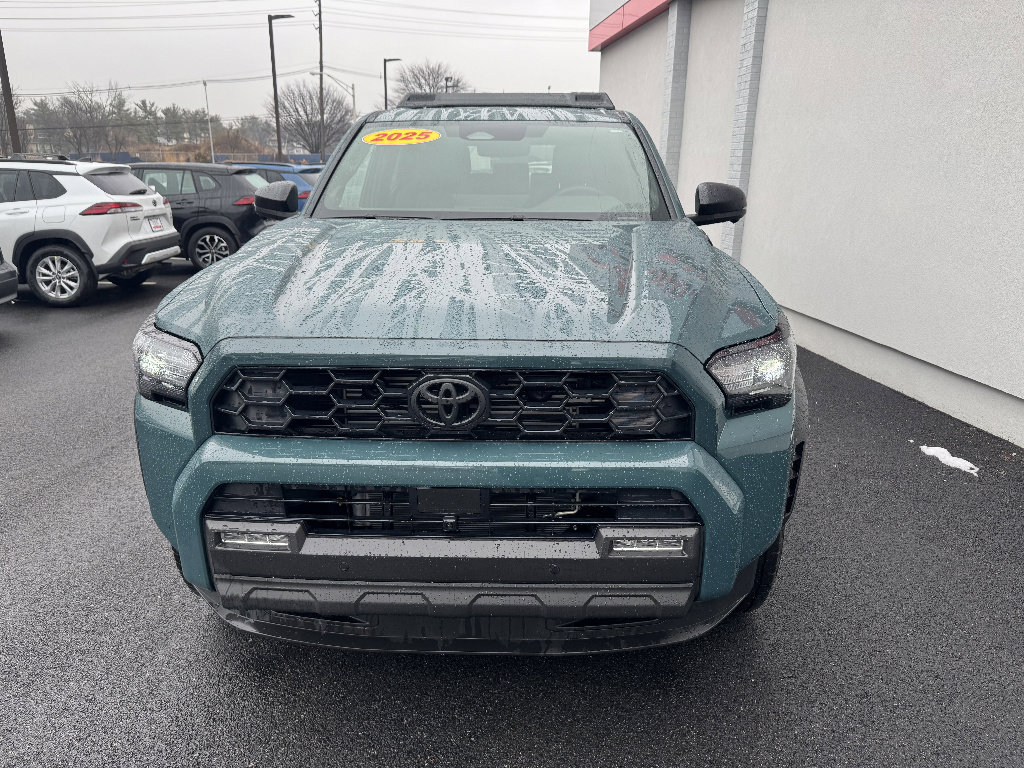 Used 2025 Toyota 4Runner TRD Off-Road Premium w/ Tow Technology Package image 3