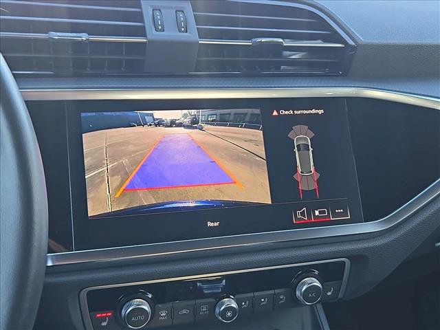 Used 2025 Audi Q3 2.0T Premium image 12