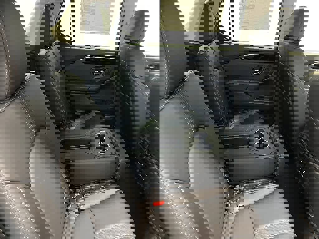 New 2025 Honda Pilot Touring image 38