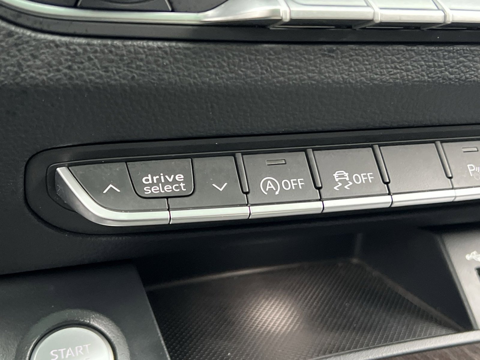 Used 2023 Audi Q5 2.0T Premium w/ Convenience Package AWD/4WD image 32