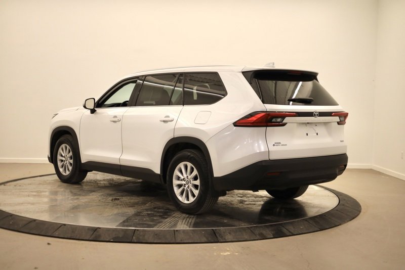 Certified 2024 Toyota Grand Highlander XLE image 5