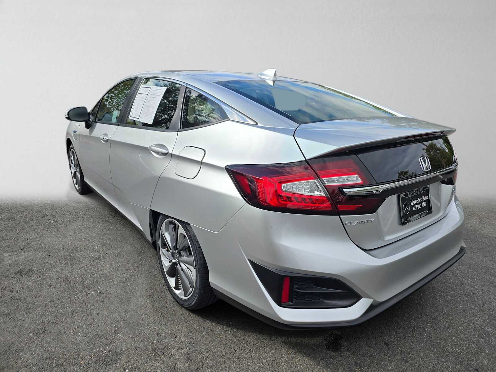 Used 2021 Honda Clarity Touring image 5