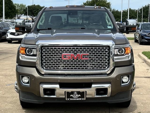 Used 2015 GMC Sierra 3500 Denali w/ Duramax Plus Package AWD/4WD image 9