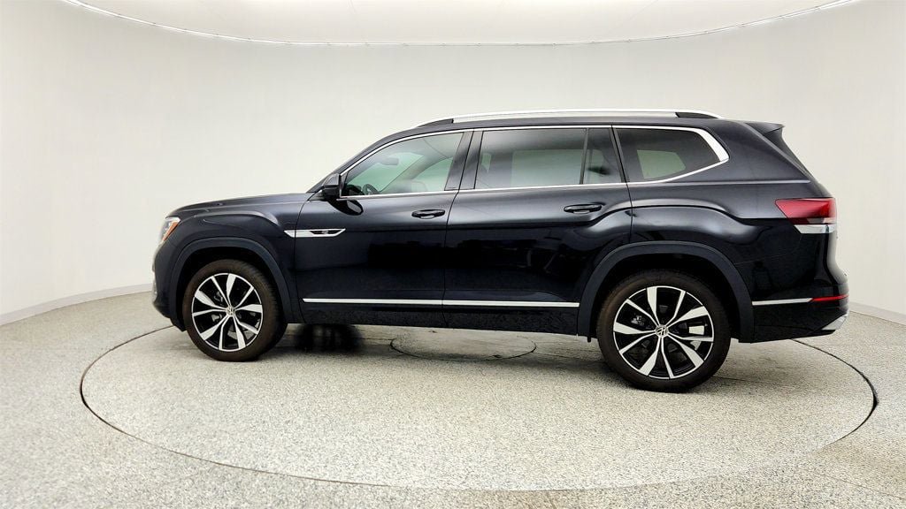 Used 2024 Volkswagen Atlas SEL Premium R-Line AWD/4WD image 8