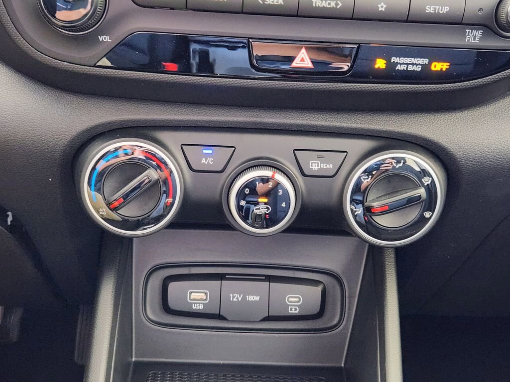 New 2026 Hyundai Venue SE FWD image 14
