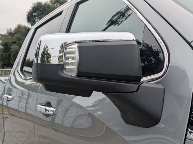 New 2026 GMC Sierra 1500 SLT AWD/4WD image 13