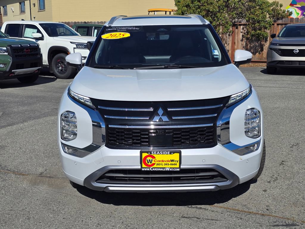 Used 2025 Mitsubishi Outlander SEL image 33